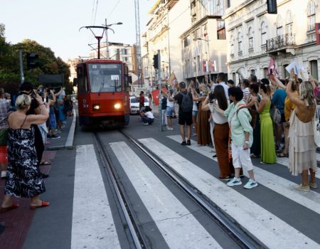 Beograd u pokretu: Nakon građanskih protesta, mekšaju izjave vlasti o ukidanju „dvojke“