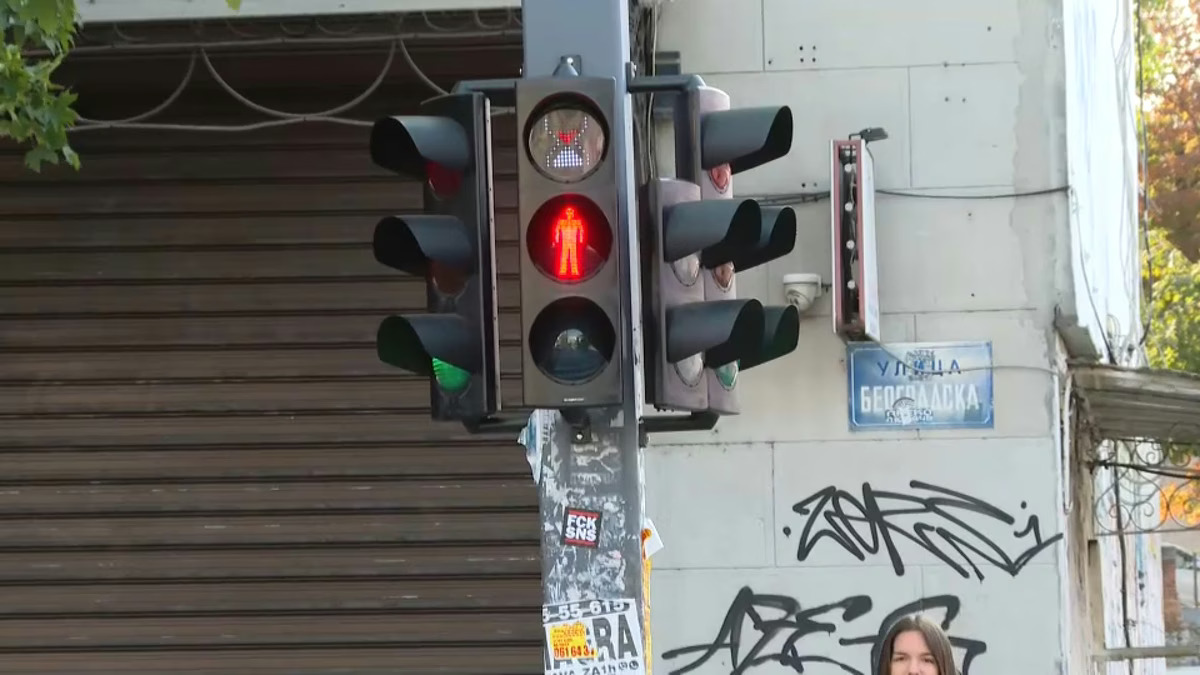 Beograd u pokretu: Vrši se pritisak na članove Republičke komisije zbog tendera za modernizaciju semafora
